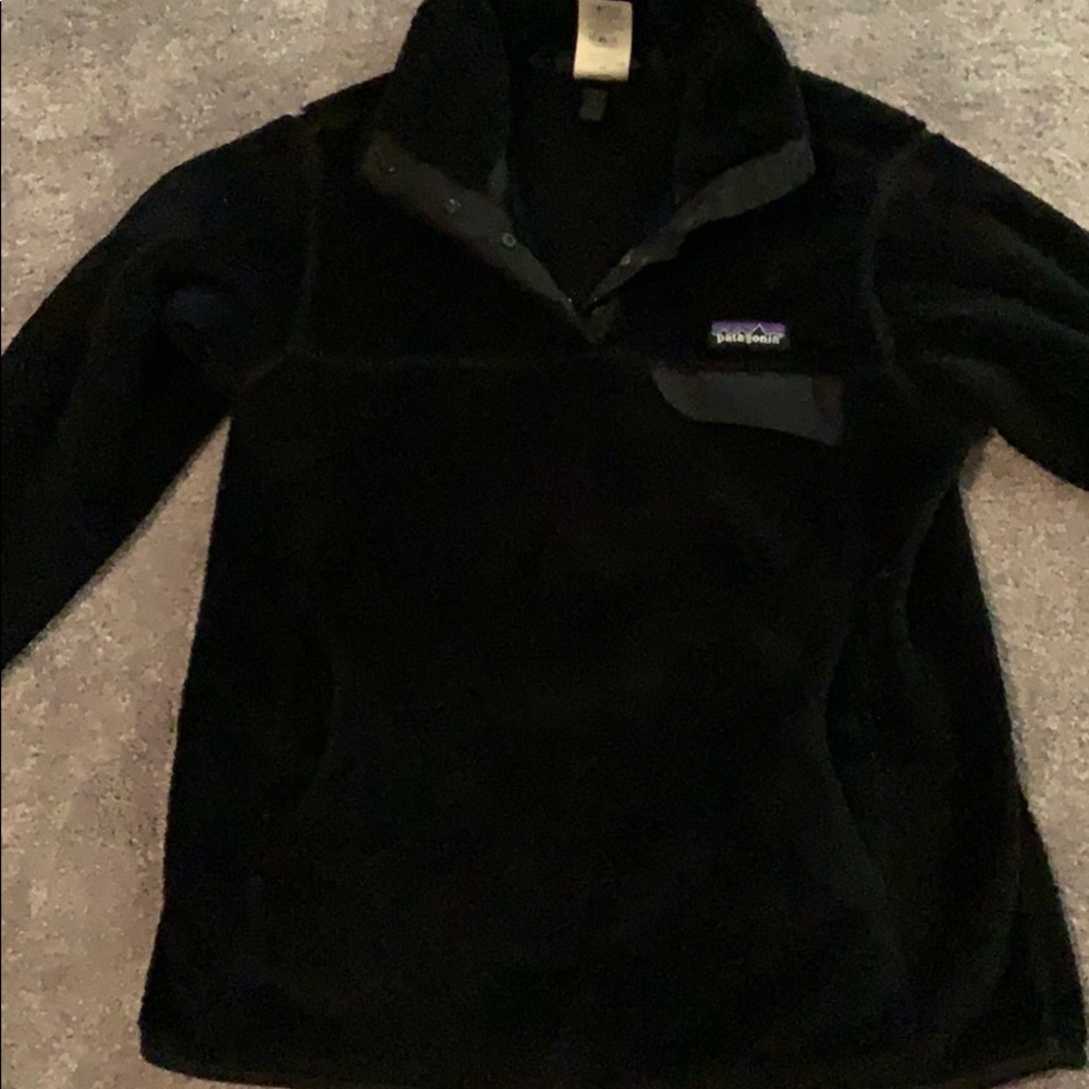 Women’s size small Patagonia pullover
